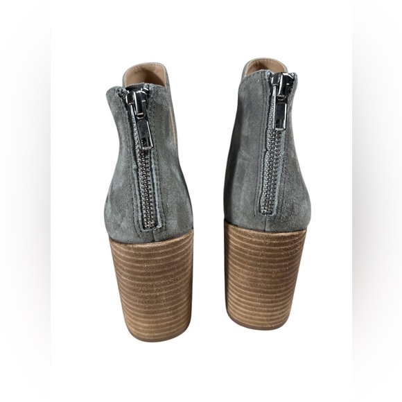 Steve Madden Boots Cedar Pointed Ankle Booties Heels Gray Leather 6.5 M New - Picture 3 of 11